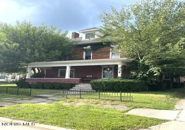 Photo 3 of Single family home for sale at 400 W Mansfield St, Bucyrus, OH 44820 | MLS# 10003300 | Listing updated on 2026-08-24