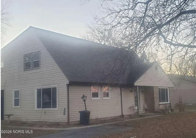 Photo 3 of House for sale at 4417 County Rd 220, Findlay, OH 45840 | MLS# 10003338 | Listing updated on 2026-01-21