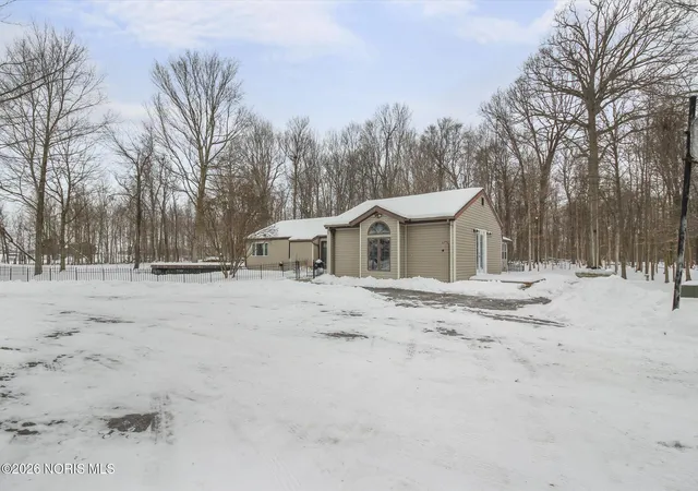 Photo 3 of Single family home for sale at 8760 Township Rd 254, Findlay, OH 45840 | MLS# 10003580 | Listing updated on 2026-02-09