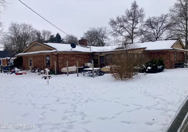 Homes for sale in Toledo, OH | 2147 Glen Arbor Dr, Toledo, OH 43614 | MLS# 10003827