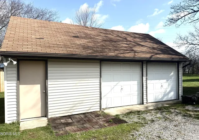 Homes for sale in Curtice, OH | 7105 N Curtice St, Curtice, OH 43412 | MLS# 10003888