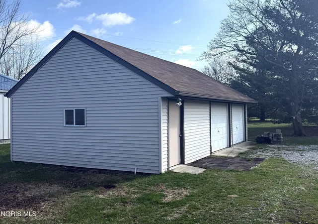 Homes for sale in Curtice, OH | 7105 N Curtice St, Curtice, OH 43412 | MLS# 10003888