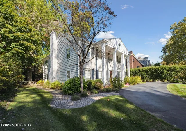 Homes for sale in Ottawa Hills, OH | 3544 Edgevale Rd, Ottawa Hills, OH 43606 | MLS# 10003890