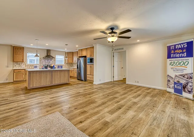 Photo 2 of Manufactured home for sale at 27484 Oregon Rd #164, Perrysburg, OH 43551 | MLS# 10004019 | Listing updated on 2026-05-07