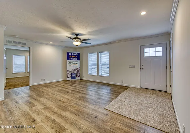 Photo 3 of Manufactured home for sale at 27484 Oregon Rd #164, Perrysburg, OH 43551 | MLS# 10004019 | Listing updated on 2026-05-07