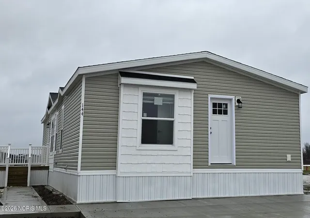 Manufactured home for sale at 27484 Oregon Rd #144, Perrysburg, OH 43551 | MLS# 10004017