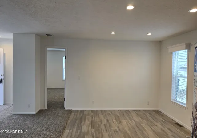 Photo 3 of Manufactured home for sale at 27484 Oregon Rd #144, Perrysburg, OH 43551 | MLS# 10004017 | Listing updated on 2026-05-07