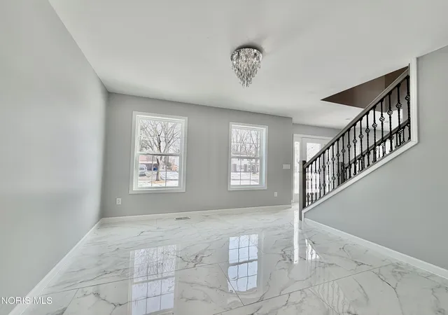 4th image of 3945 Imperial Blvd, Toledo, OH 43623 | MLS# 10004112