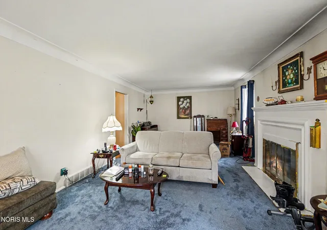 3rd image of 3718 Mapleway Dr, Toledo, OH 43614 | MLS# 10004185