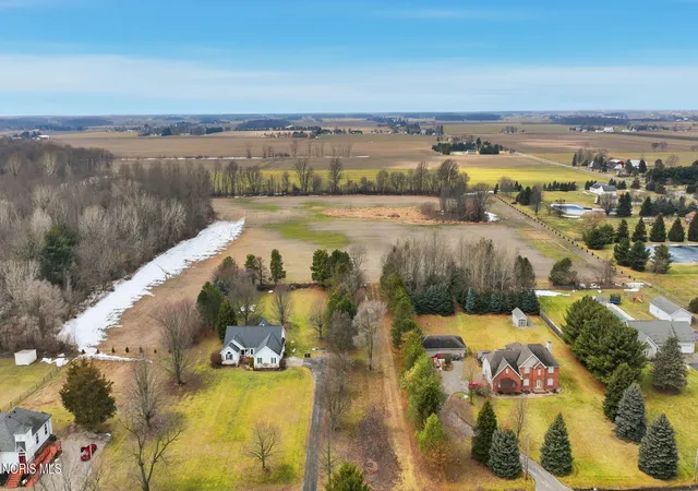 Homes for sale in Swanton, OH | 580 S Berkey Southern Rd, Swanton, OH 43558 | MLS# 10004290