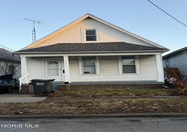 Homes for sale in Toledo, OH | 231 E Central, Toledo, OH 43608 | MLS# 10004327