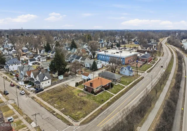 Homes for sale in Toledo, OH | 611 Miami St, Toledo, OH 43605 | MLS# 10004552