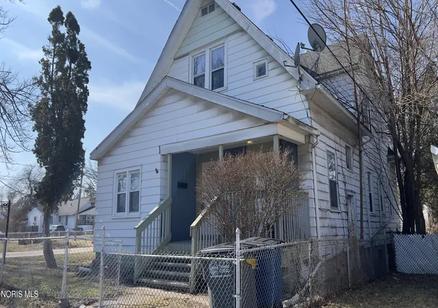 Homes for sale in Toledo, OH | 3835 Matlack Ave, Toledo, OH 43613 | MLS# 10004558