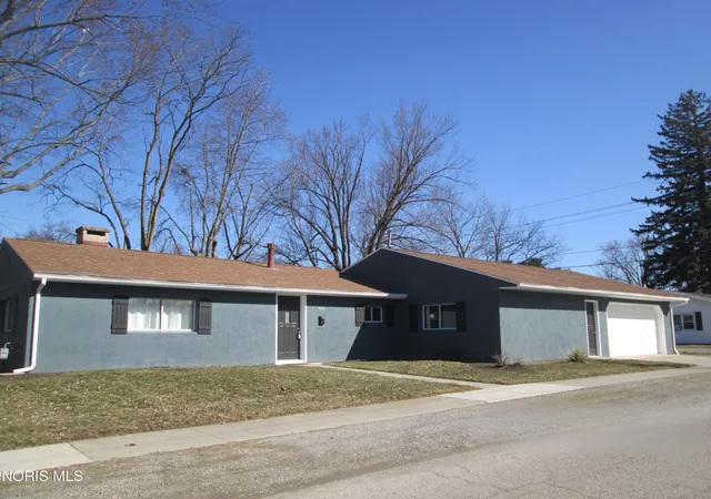 1st image of 810 Mcconnell St, Findlay, OH 45840 | MLS# 10004604