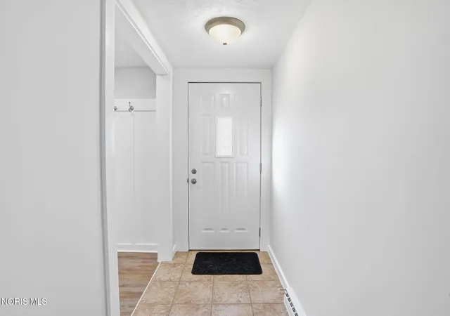 2nd image of 810 Mcconnell St, Findlay, OH 45840 | MLS# 10004604