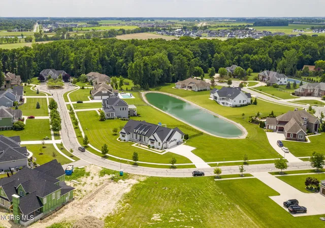 2nd image of 5822 Watermill Ct, Monclova, OH 43542 | MLS# 10004957