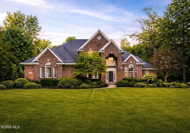 2nd image of 3339 Swan Ridge Ln, Maumee, OH 43537 | MLS# 10005059