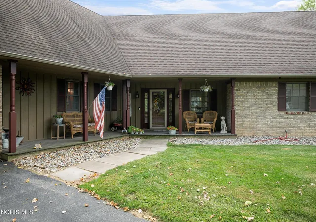 5th image of 5002 Black Rd, Monclova, OH 43542 | MLS# 10004990