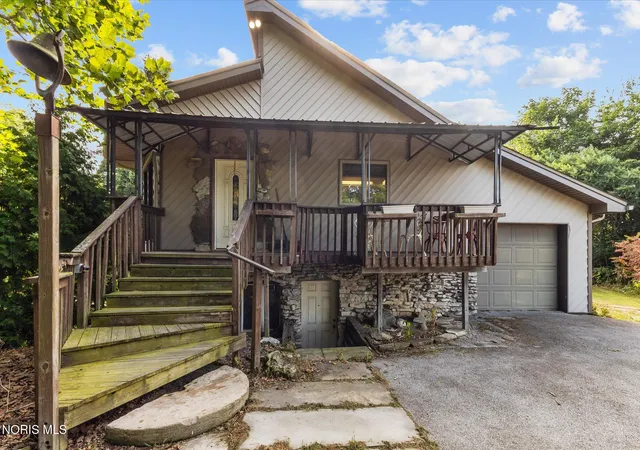 4th image of 5160 Black Rd, Monclova, OH 43542 | MLS# 10004991