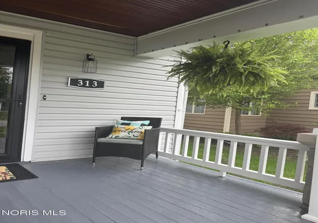 Photo 4 of Single family home for sale at 313 2nd Street, Findlay, OH 45840 | MLS# 10005110 | Listing updated on 2026-06-06