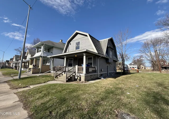 Photo 3 of Single family home for sale at 3359 N Detroit Ave, Toledo, OH 43610 | MLS# 10005181 | Listing updated on 2026-07-20