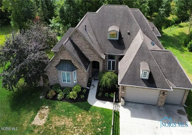 Photo 2 of Single Family Residence at 3121 County Rd Ef, Swanton, OH 43558 | MLS# 10005205 |  | Sold on 2026-04-28