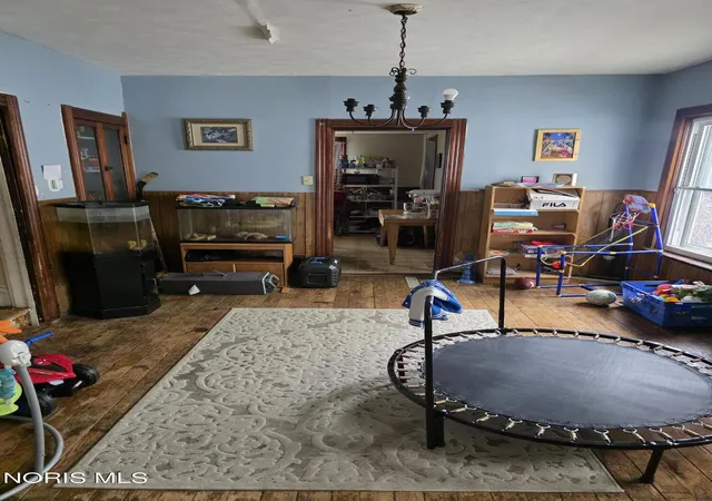 5th image of 637 Milton St, Toledo, OH 43605 | MLS# 10005386