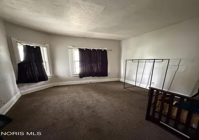 4th image of 964 Western Ave, Toledo, OH 43609 | MLS# 10005516