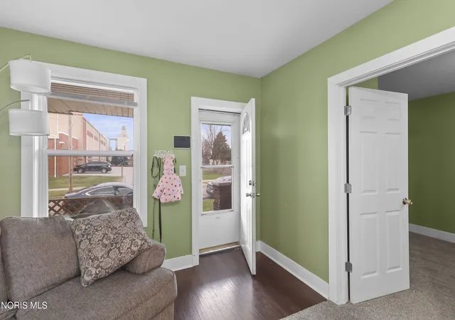 Homes for sale in Toledo, OH | 2240 Valentine St, Toledo, OH 43605 | MLS# 10005605
