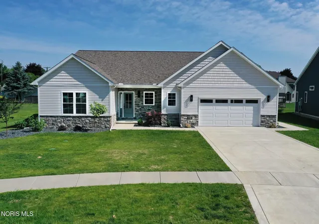 Photo 1 of Single Family Residence at 550 Southview Ct, Gibsonburg, OH 43431 | MLS# 10005606 | | Sold on 2026-06-12