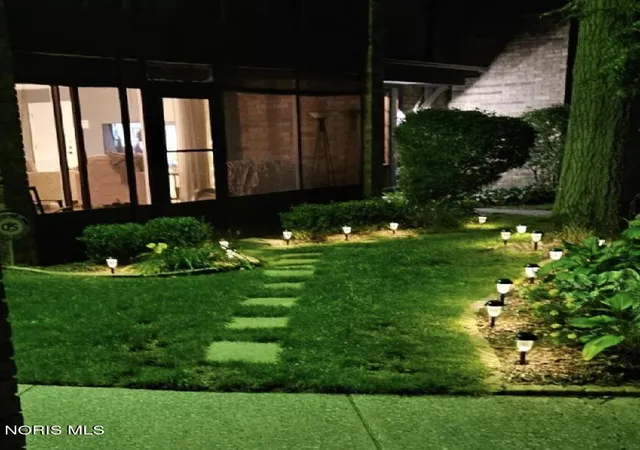 image of 6549 Abbey Run, Sylvania, OH 43560