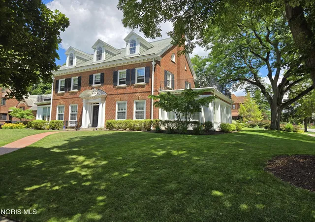 2nd image of 2006 Mount Vernon Ave, Toledo, OH 43607 | MLS# 10005739