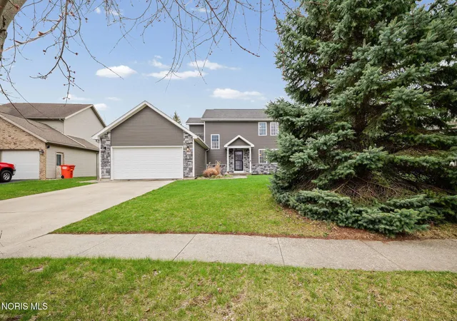 Homes for sale in Findlay, OH | 1463 Misty Oaks Dr, Findlay, OH 45840 | MLS# 10005830