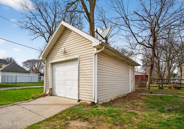 Homes for sale in Toledo, OH | 2357 Franklin Ave, Toledo, OH 43620 | MLS# 10005975