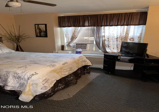Photo 3 of Single family home for sale at 1441 Yates St, Toledo, OH 43608 | MLS# 10006122 | Listing updated on 2026-08-18