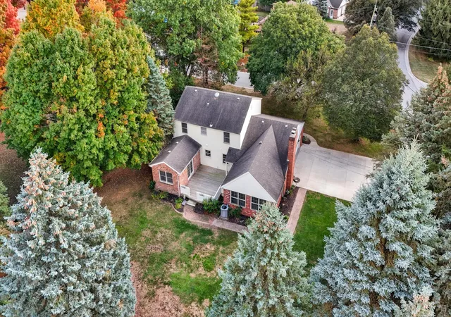Homes for sale in Bowling Green, OH | 1054 Bourgogne Ave, Bowling Green, OH 43402 | MLS# 10006117