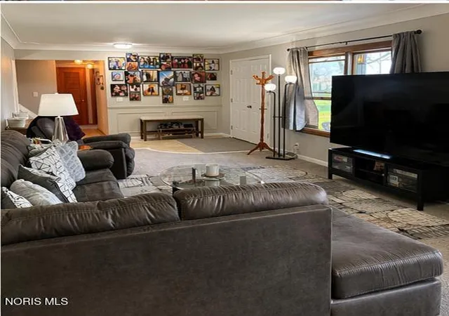 Homes for sale in Curtice, OH | 23746 W State Route 579, Curtice, OH 43412 | MLS# 10006179