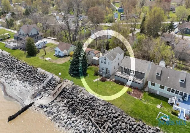 Homes for sale in Curtice, OH | 11965 Dyke Rd, Curtice, OH 43412 | MLS# 10006204