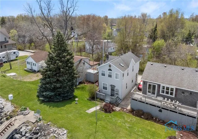 Homes for sale in Curtice, OH | 11965 Dyke Rd, Curtice, OH 43412 | MLS# 10006204