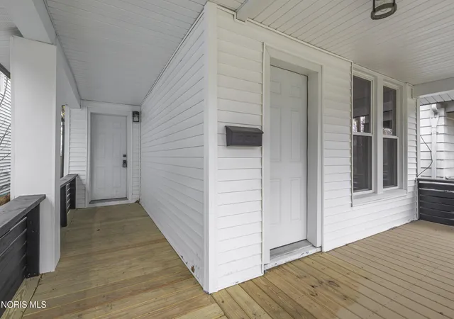 Homes for sale in Toledo, OH | 1045 Orchard St, Toledo, OH 43609 | MLS# 10006329