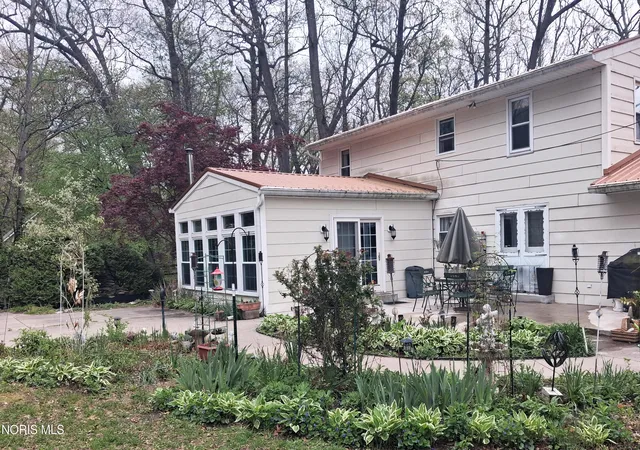 2nd image of 10112 Maumee Western Rd, Monclova, OH 43542 | MLS# 10006242