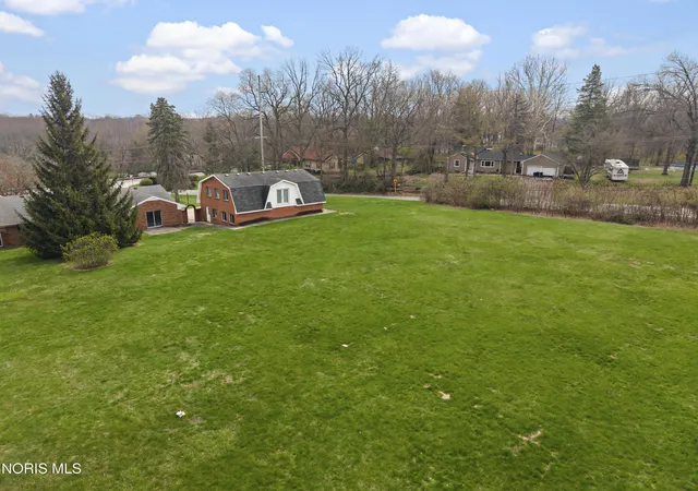 Homes for sale in Waterville, OH | 6460 N River Rd, Waterville, OH 43566 | MLS# 10006330