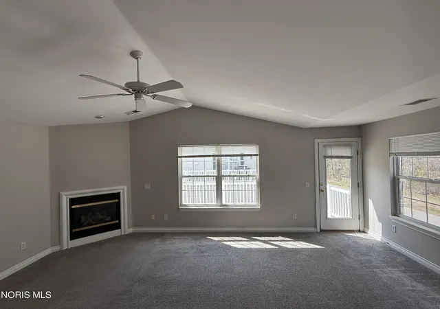 Photo 2 of Sale Pending at 6409 Triple Crown Ln, Toledo, OH 43615 | MLS# 10006337 | Listing updated on 2026-09-01
