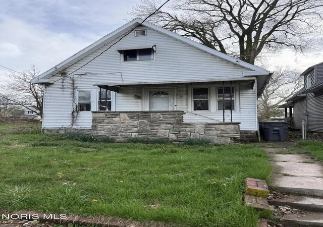 Photo 10 of Single family home for sale at 126 Worthington St, Toledo, OH 43605 | MLS# 10006391 | Listing updated on 2026-09-15