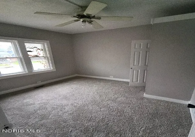 Photo 2 of Single family home for sale at 126 Worthington St, Toledo, OH 43605 | MLS# 10006391 | Listing updated on 2026-09-15