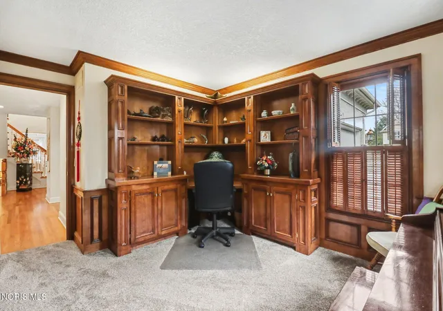 Homes for sale in Holland, OH | 8563 Royal Lythan Ln, Holland, OH 43528 | MLS# 10006426