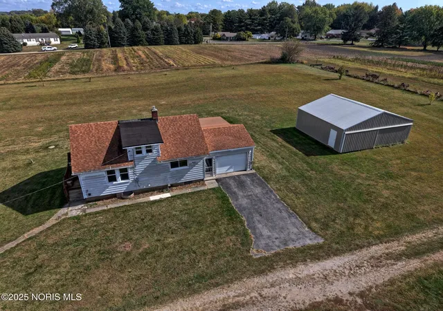 Photo 2 of Single family home for sale at 140 Hobson St, Bellevue, OH 44811 | MLS# 10006418 | Listing updated on 2026-07-20