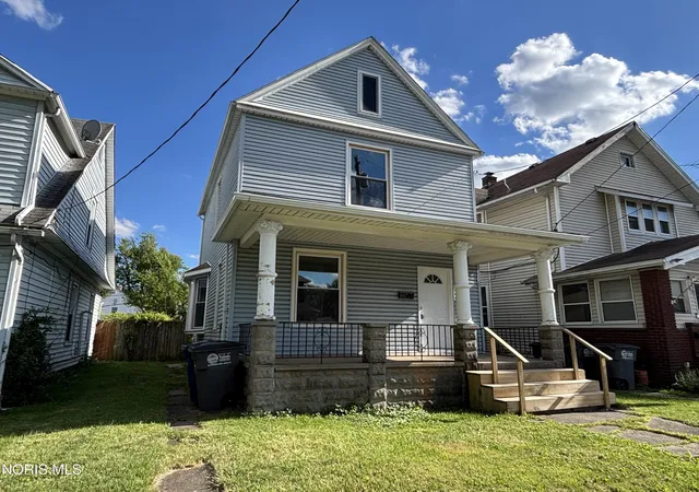 Homes for sale in Toledo, OH | 822 Delence St, Toledo, OH 43605 | MLS# 10006523