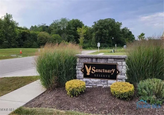 1st image of 1013 Reserve Dr, Perrysburg, OH 43551 | MLS# 10006576