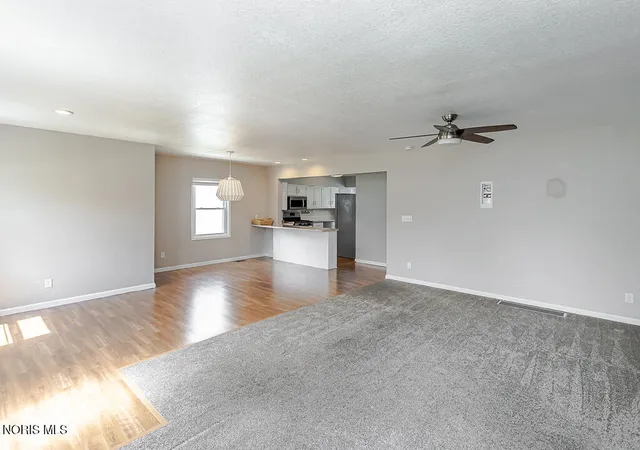 Homes for sale in Woodville, OH | 812 W College Ave, Woodville, OH 43469 | MLS# 10006755